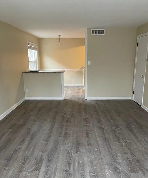 2664 Mayfield Rd #4 — Photo 4