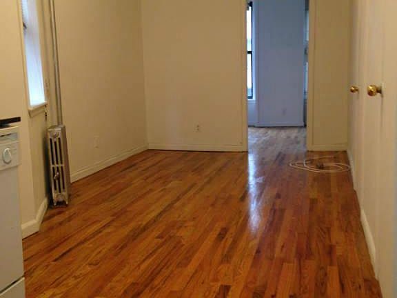 4th image of 526 E 11th St APT 9