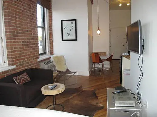 Rented by Dream Space Realty | media 12