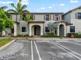 3356 W 105th Ter, Hialeah, FL 33018