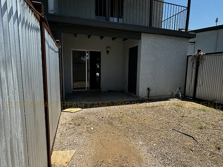 1817 E Lester St #3 — Photo 20