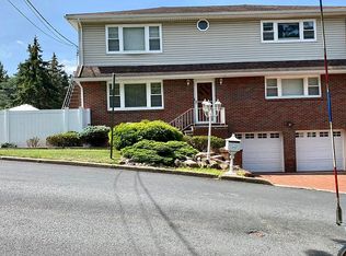 181 Rose Pl, Woodland Park, NJ 07424