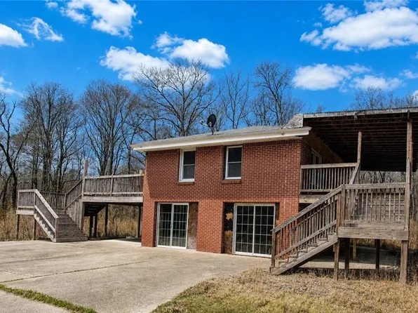 140 Joe Bray Rd, Fayetteville, GA 30214