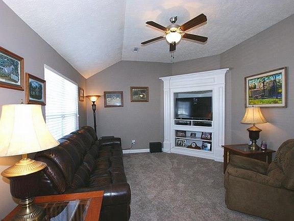 5th image of 114 Briar Patch Dr