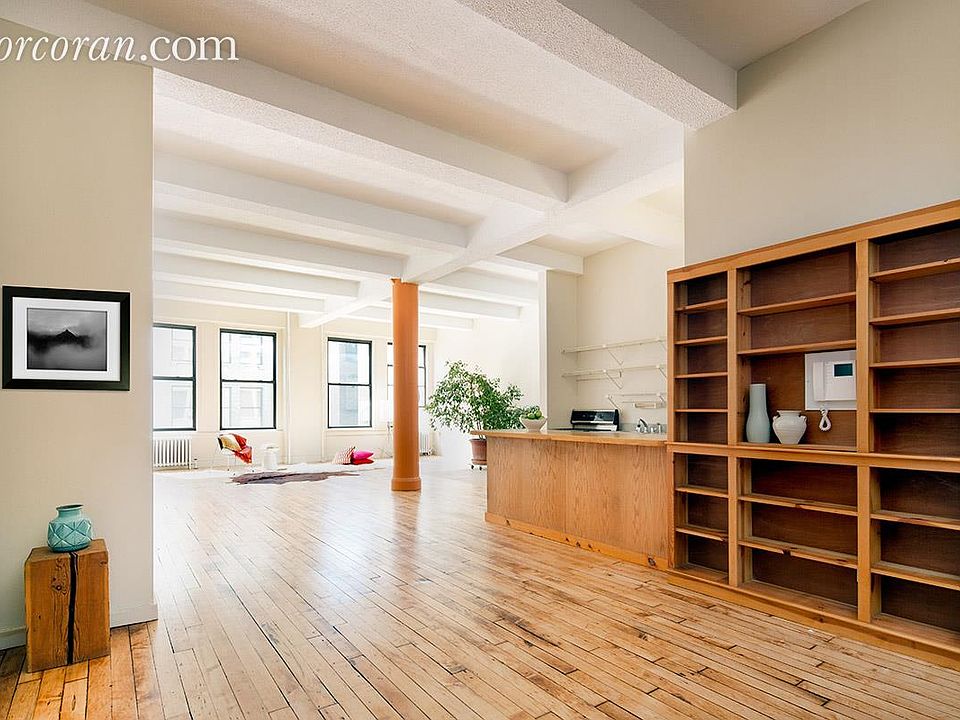 2nd image of 121 W 17th St APT 4A
