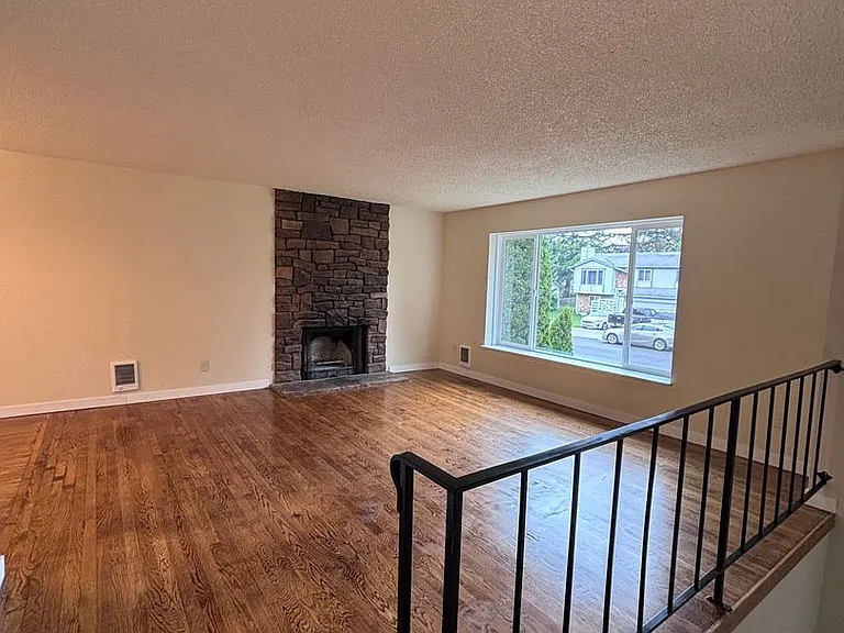 3510 55th Ave NE — Photo 10