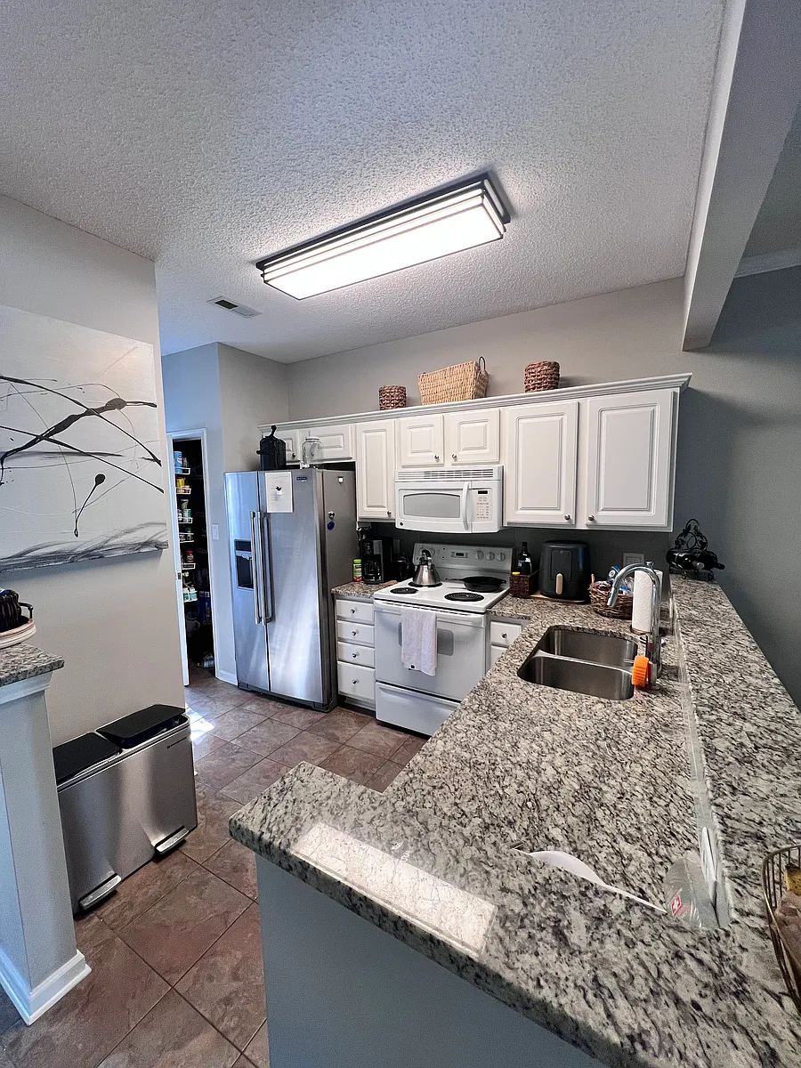 Building Photo - 1333 Anthem Ct