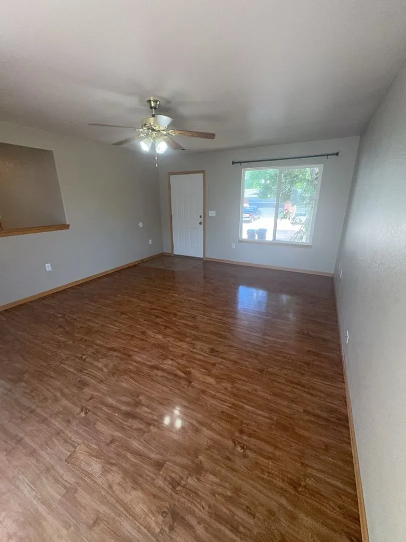 $500 Off Rent if Lease Starts by 9/5! — Photo 2
