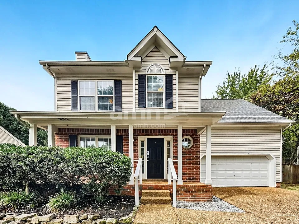 2807 Sutherland Dr