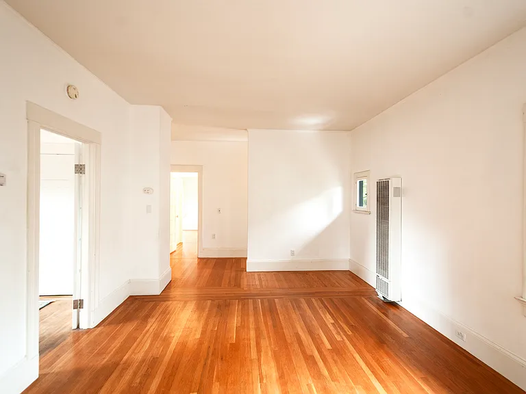 2208 Ward St #C — Photo 1