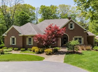 O-1620 Leonard St NW, Grand Rapids, MI 49534