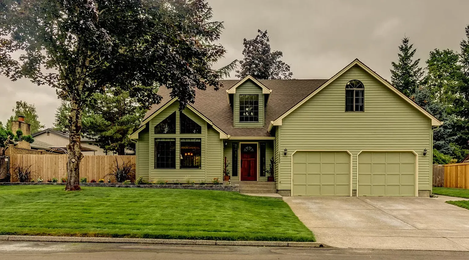 16200 NE 36th Ave photo 1