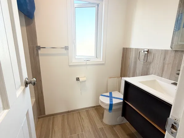 56-24 188st Fresh Mdw, Fresh Meadows, NY 11365