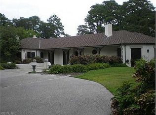 1082 Algonquin Rd, Norfolk, VA 23505