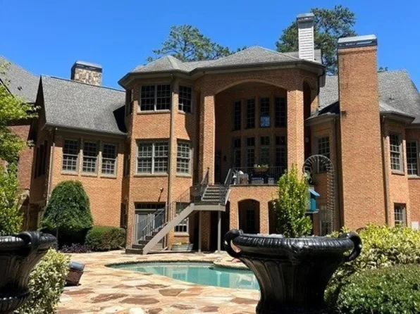 280 Old Ivy Rd NE, Atlanta, GA 30342