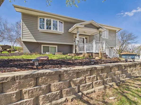 22 Kerry Cir, Shenandoah, IA 51601