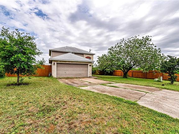2nd image of 1101 Sunflower Ct
