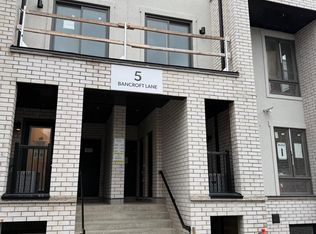 5 Bancroft Ln #302, Richmond Hill, ON L4E 1M1