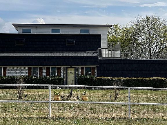5th image of 125 Alta Mesa Dr