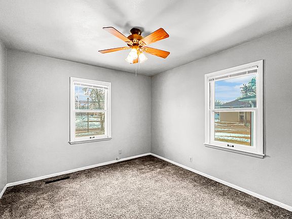 5th image of 3220 5th Ave N #3