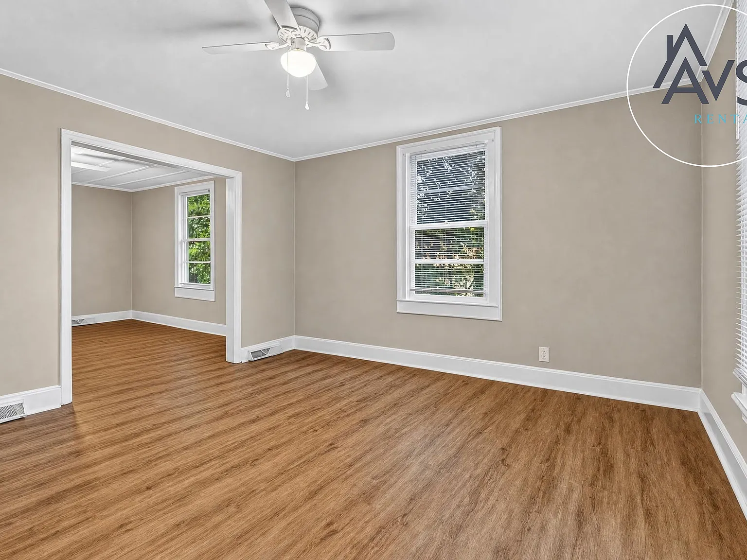 4 bed, 1464 sqft, $1,850 — Photo 4