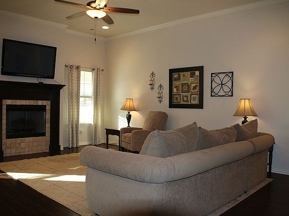 4th image of 3004 SW Woodruff St