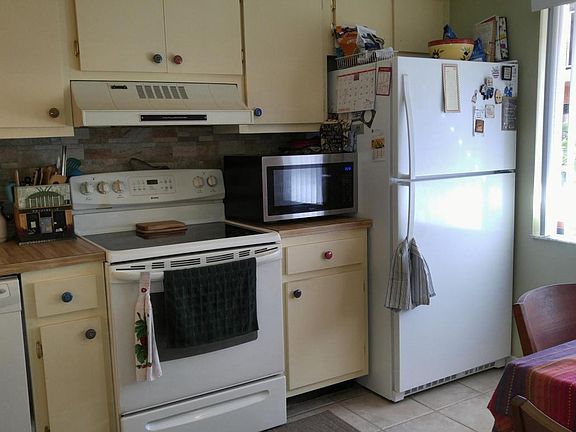 4th image of 110 Desoto Pkwy APT 8