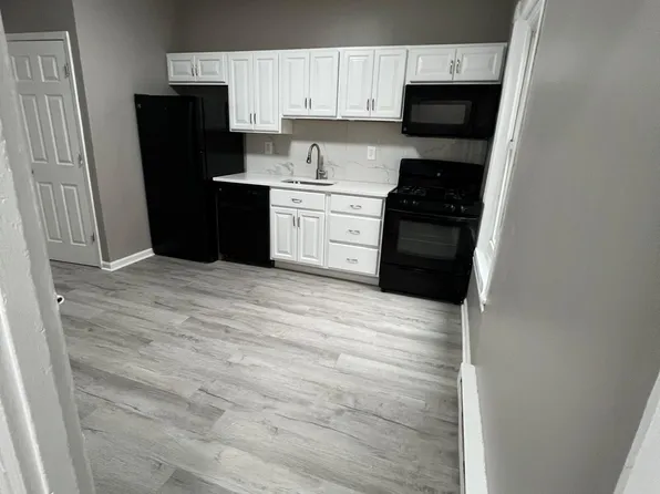 43 N 9th St APT 2, Allentown, PA 18101