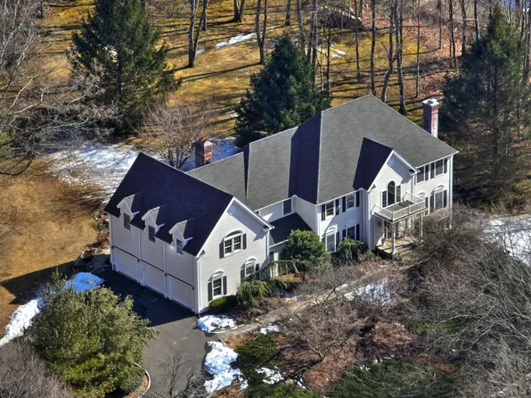 21 Grey Rocks Road, Wilton, CT 06897