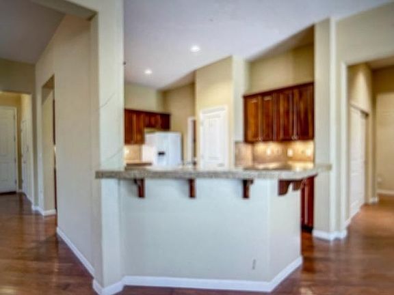 5th image of 4937 Dubonnet Dr