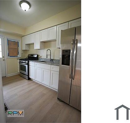 3rd image of 1336 Pentwood Rd