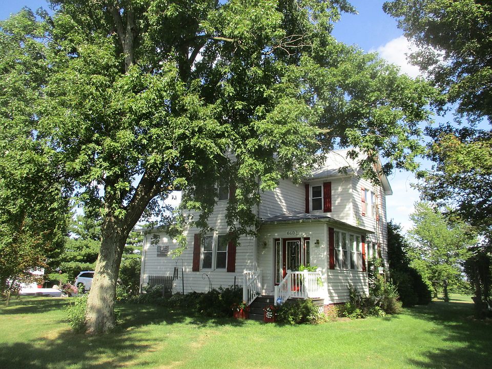 1st image of 660 N County Road 800e