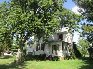 660 N County Road 800e, Tuscola, IL 61953