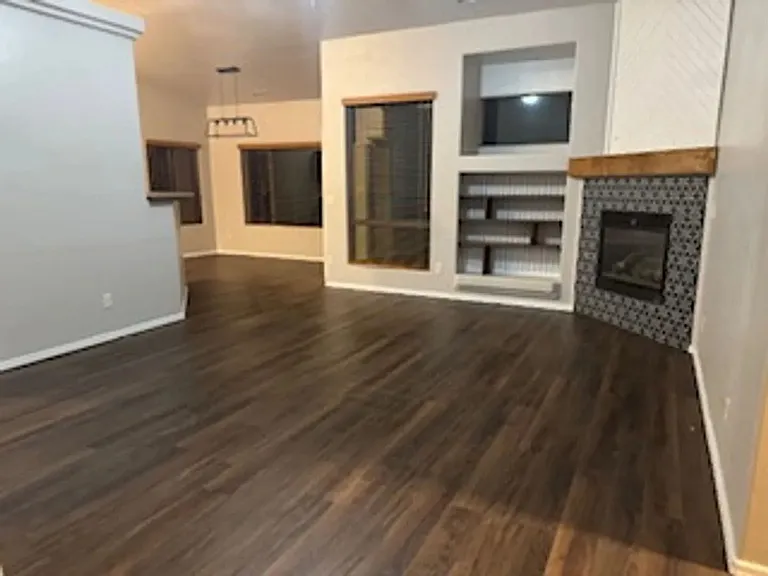 5882 N Gallery Ln — Photo 2