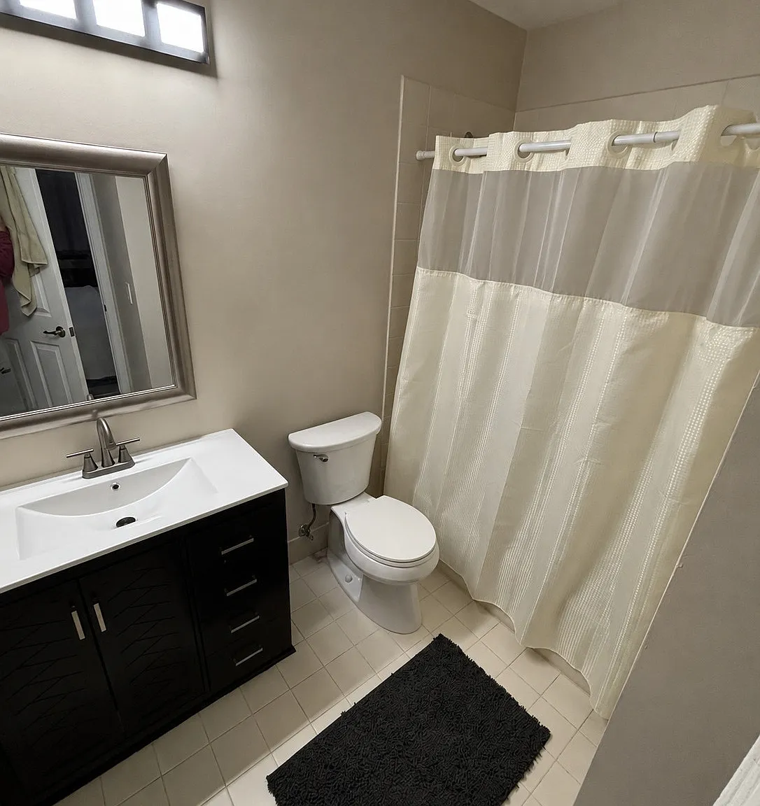 1 bed, 1.0 bath, 1309 sqft, $1,200 — Photo 4