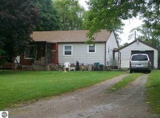 508 Hayes Ave, Alma, MI 48801