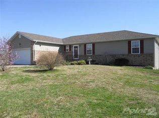 8444 W Sunset Dr, Springfield, MO 65802