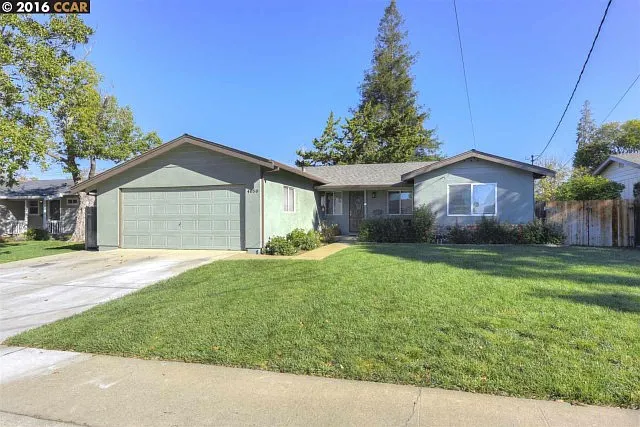 4050 Glendale Ave photo 1
