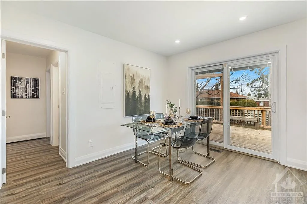 3 bed, 1.0 bath, 12000 sqft, $2,395 — Photo 3