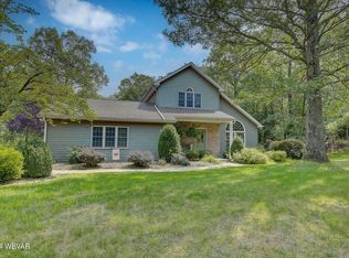 2184 Teaberry Ln, Lock Haven, PA 17745