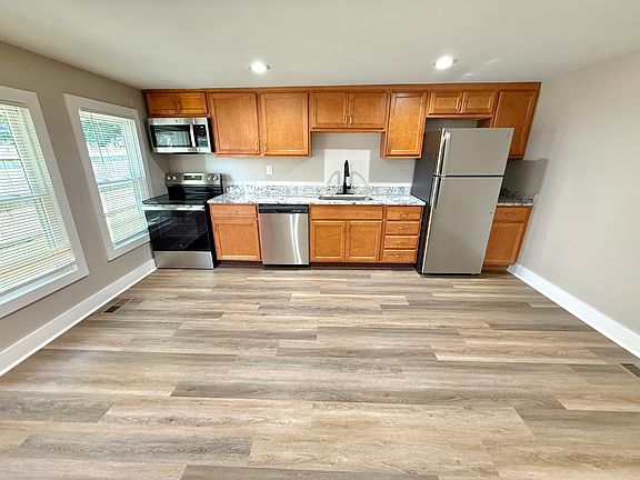 4th image of 314 N Mechanic St #3