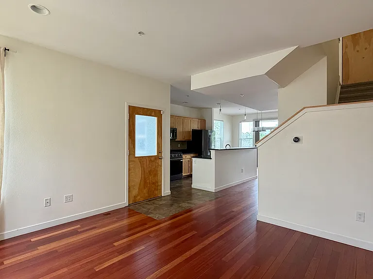 1348 Yellow Pine Ave — Photo 3