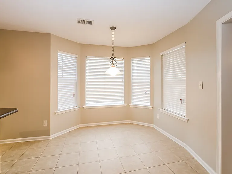 11625 Leewood Dr — Photo 4