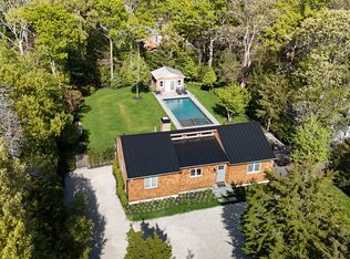 147 Pembroke Dr, East Hampton, NY 11937