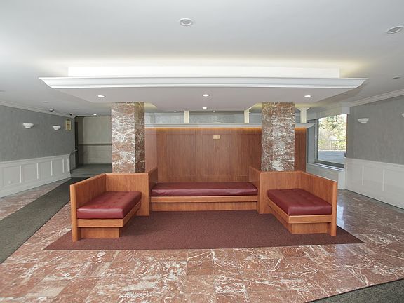 3rd image of 679 West 246 #6d