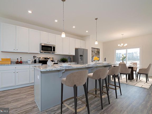 4th image of 199 Case Rd