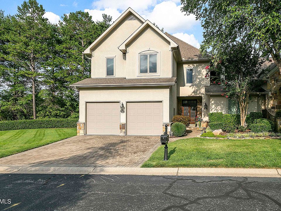 1st image of 1044 Water Place Way