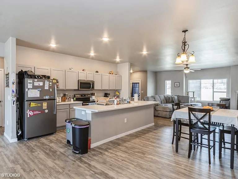 Rollins Pass Condominiums — Photo 33