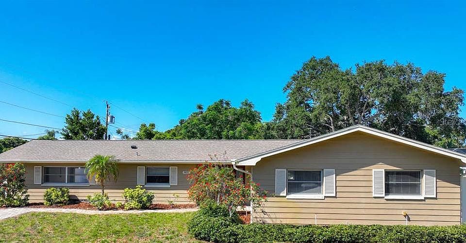 1st image of 14232 YACHT CLUB BOULEVARD
