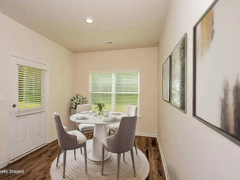 4537 Morgan Dr — Photo 7